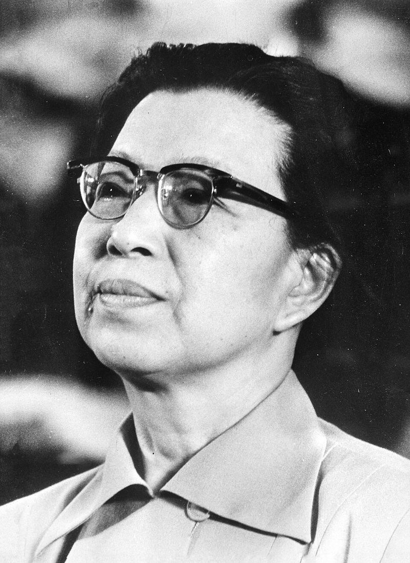 Jiang Qing (Madame Mao) Jiang Qing (Madame Mao)