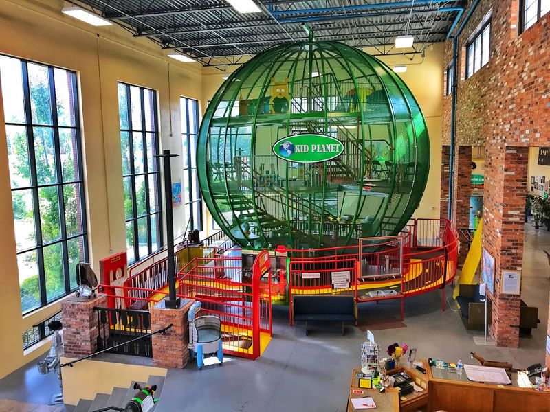 Kid Planet: The Three-Story Playground That Kids Beg to Return To Kid Planet: The Three-Story Playground That Kids Beg to Return To