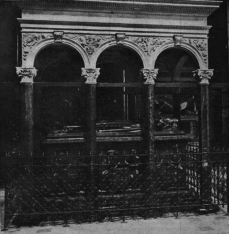 King Casimir IV Jagiellon Tomb Researchers King Casimir IV Jagiellon Tomb Researchers