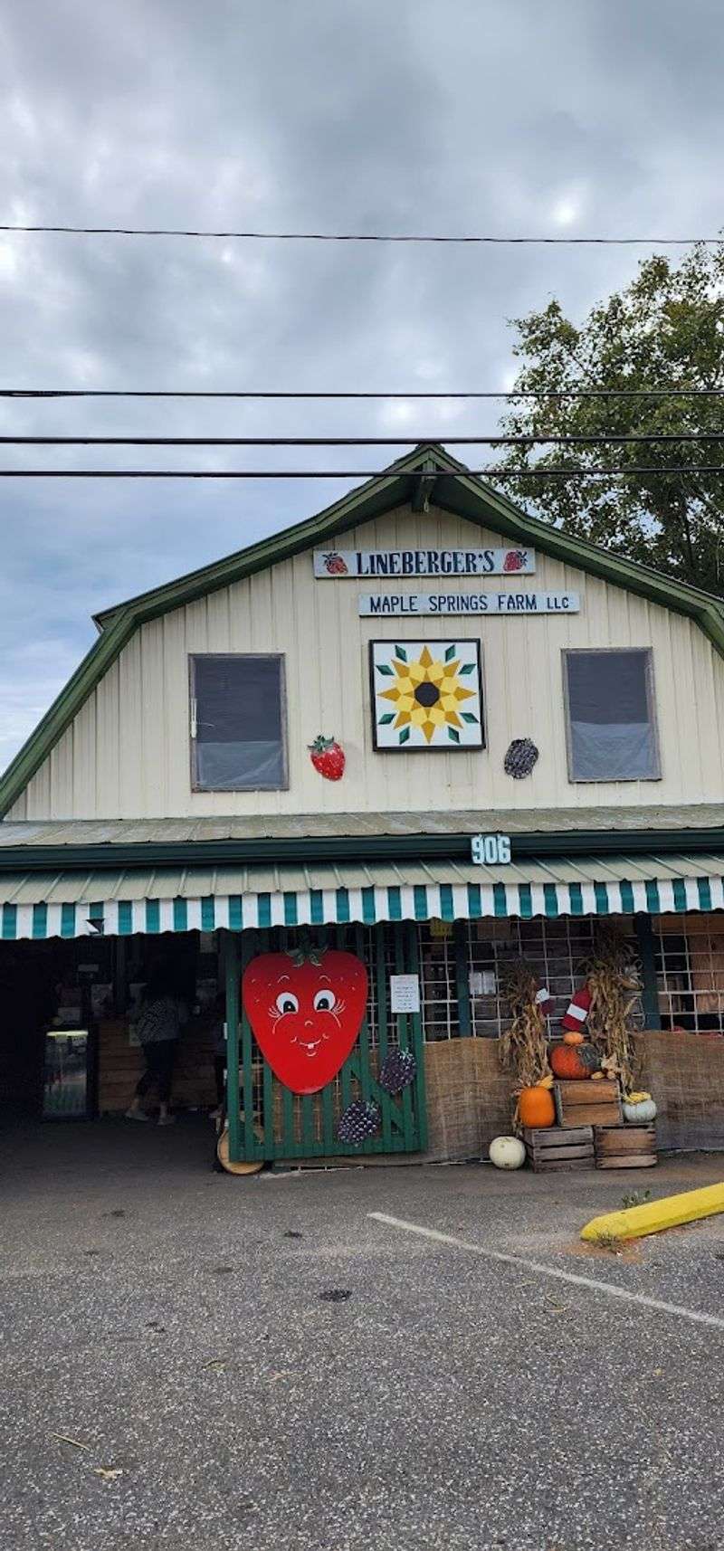Lineberger's Farm — Dallas, North Carolina Lineberger's Farm — Dallas, North Carolina