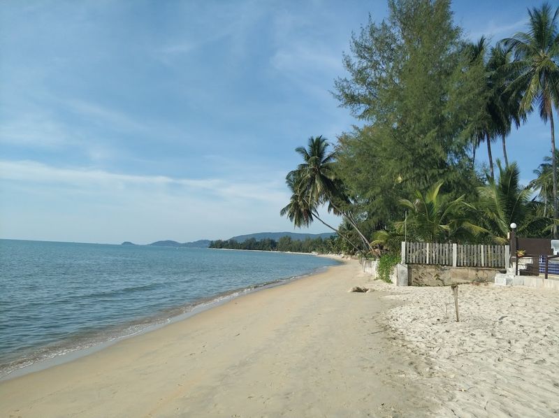 Lipa Noi Beach: The Perfect Place to Watch the Sunset Lipa Noi Beach: The Perfect Place to Watch the Sunset