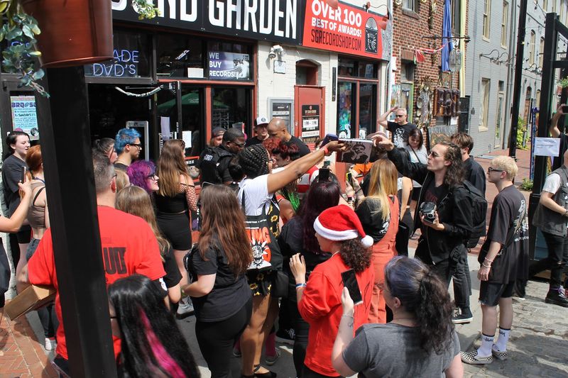 Live Events and Pop-Ups That Draw Crowds