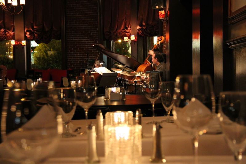 Live Jazz That Fills Every Corner