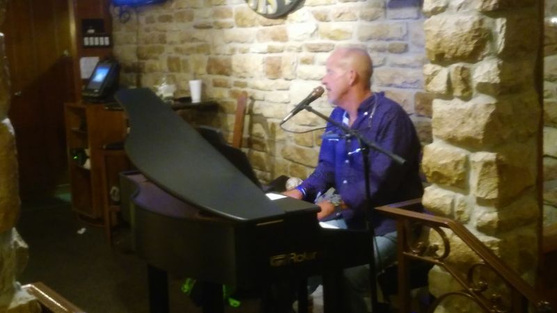 Live Music, Open Mics, and the Sunday Vibe That Keeps People Coming Back Live Music, Open Mics, and the Sunday Vibe That Keeps People Coming Back