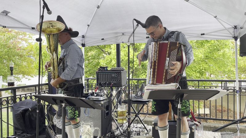Live Music That Turns a Meal Into a Memory