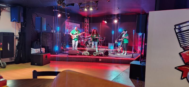Live Music and Friday Night Energy Live Music and Friday Night Energy