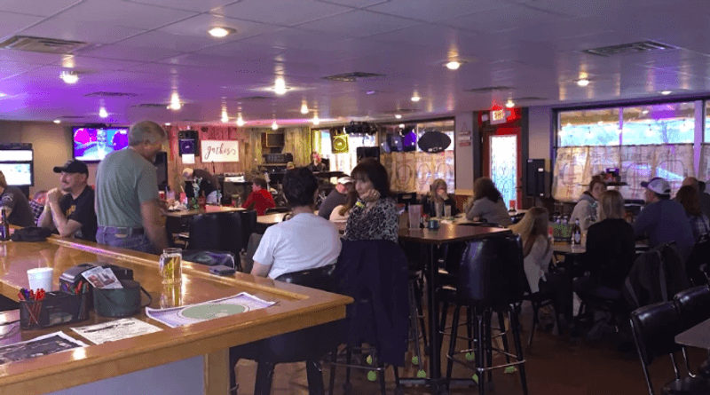 Live Music and Thursday Trivia Nights