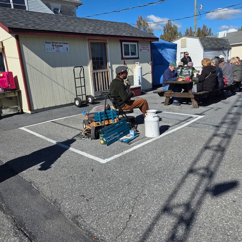 Live Music and a Community Atmosphere