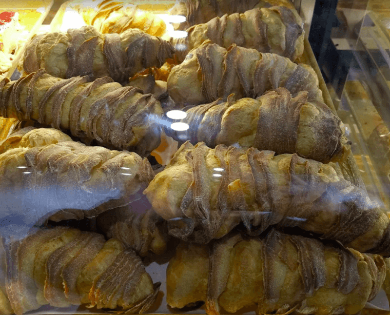 Lobster Tails Are The Other Thing You Should Not Skip