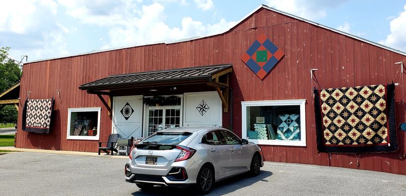 Log Cabin Quilt Shop, Bird-in-Hand, Pennsylvania