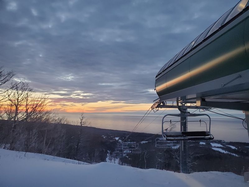 Lutsen Mountains Ski Resort: Slopes That Mean Business