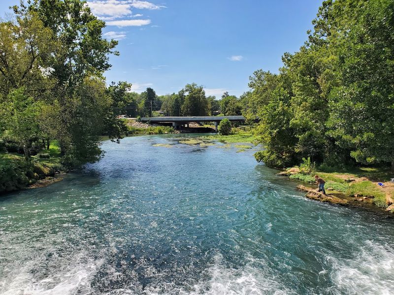 Mammoth Spring, Arkansas Mammoth Spring, Arkansas