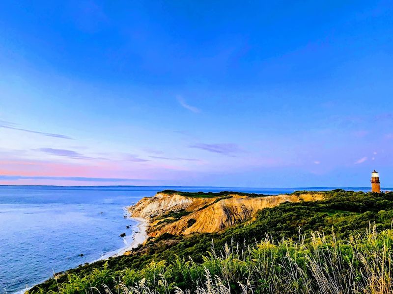 Martha's Vineyard (Aquinnah Cliffs) Martha's Vineyard (Aquinnah Cliffs)