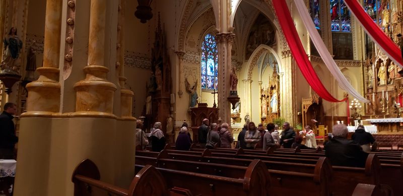 Mass in Polish: A Living Cultural Tradition Mass in Polish: A Living Cultural Tradition
