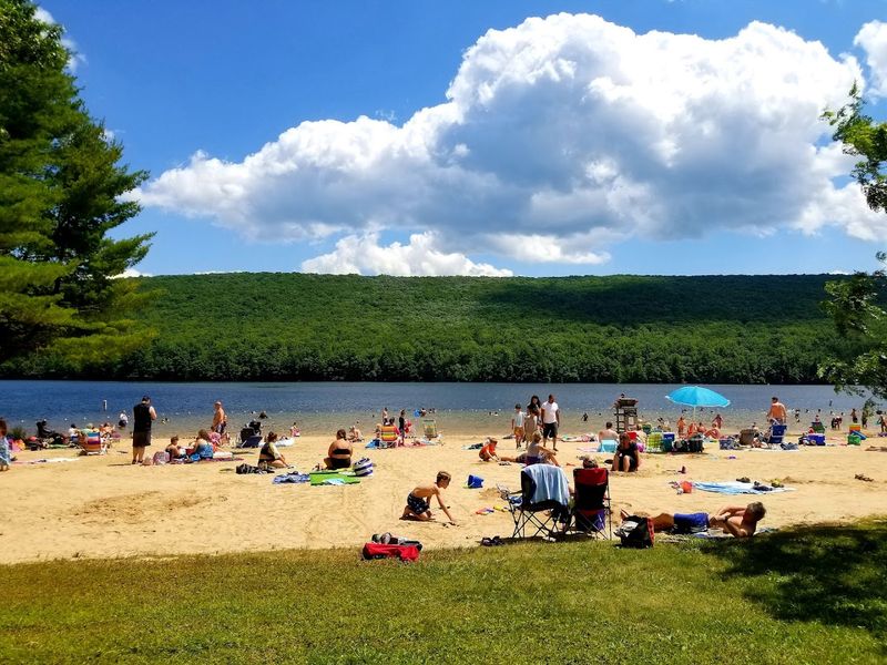 Mauch Chunk Lake Park Beach, Jim Thorpe, Pennsylvania Mauch Chunk Lake Park Beach, Jim Thorpe, Pennsylvania