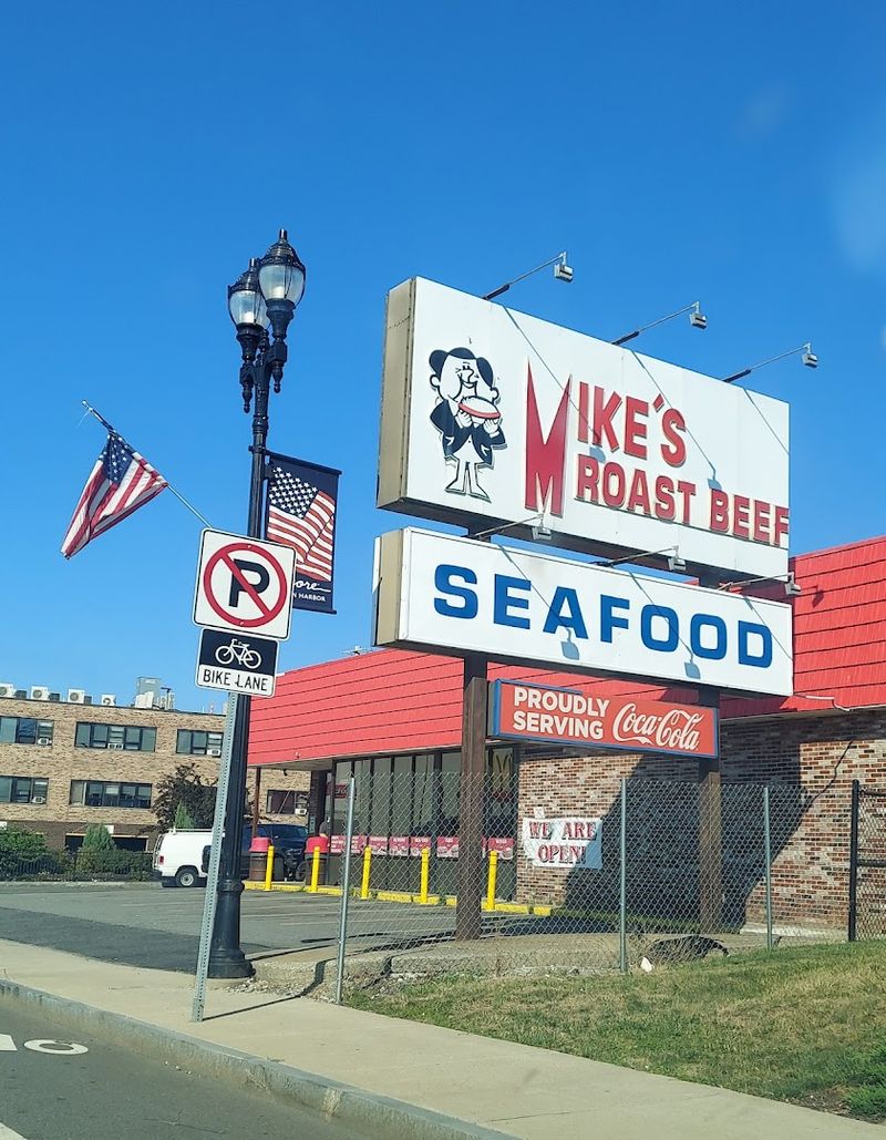 Mike's Roast Beef - Everett, Massachusetts
