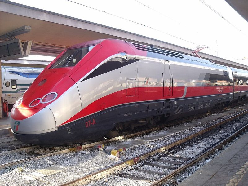 Milan to Rome — Italy (Frecciarossa) Milan to Rome — Italy (Frecciarossa)
