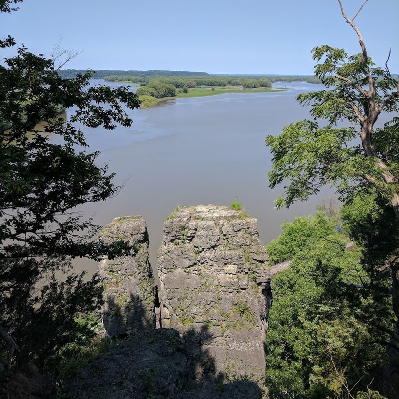 Mississippi Palisades State Park, Savanna, Illinois