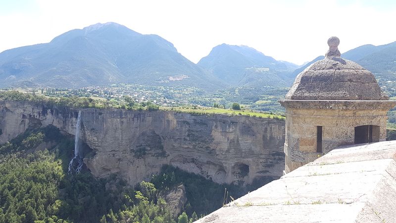Mont-Dauphin, Hautes-Alpes Mont-Dauphin, Hautes-Alpes