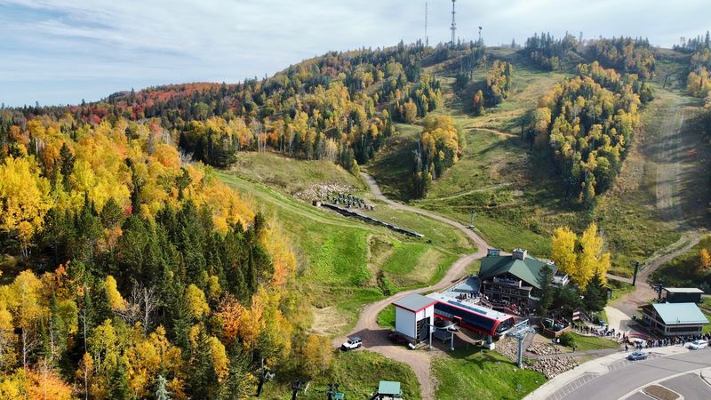 Mountain Biking in the Off-Season: Trails That Deserve More Credit