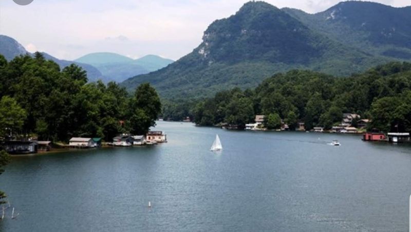 Mountain Meets Water: The Natural Setting That Makes This Place Special Mountain Meets Water: The Natural Setting That Makes This Place Special