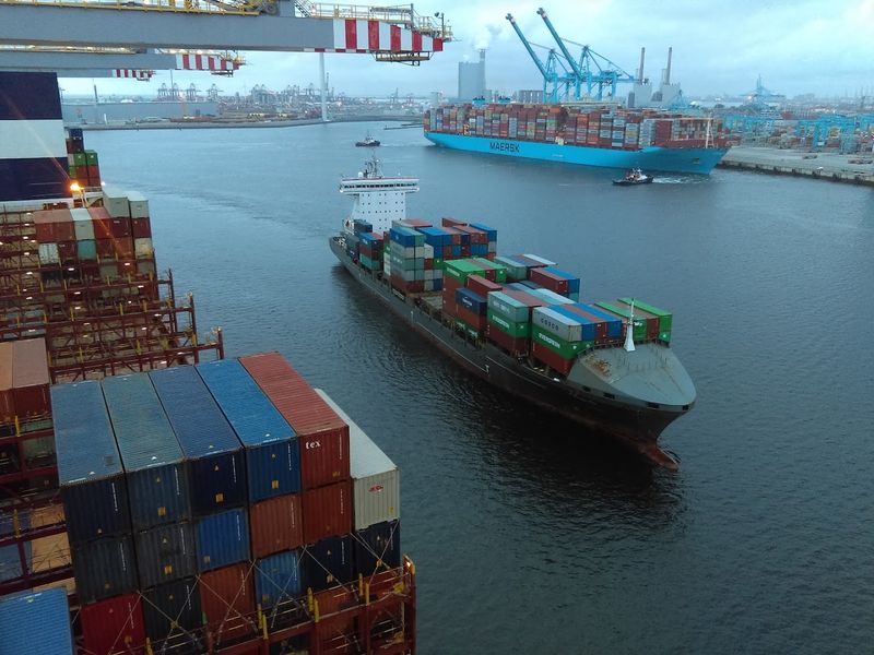 Netherlands: The Gateway That Also Imports