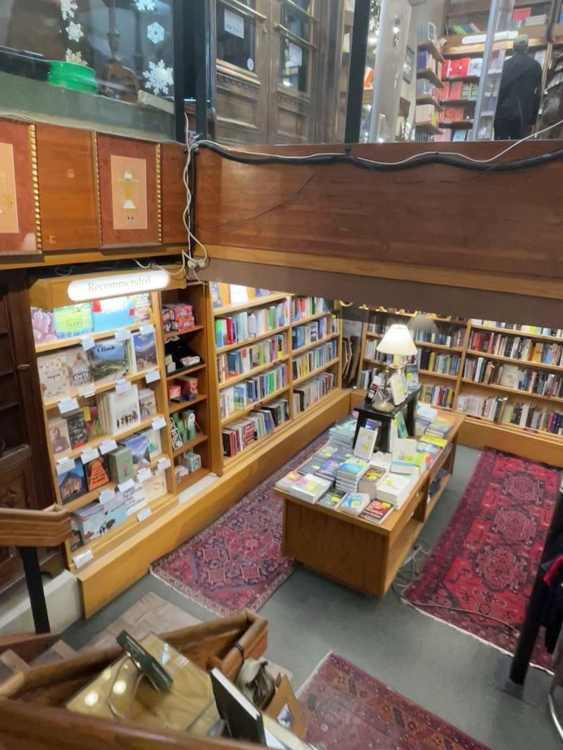 New Books, Used Books, and the Hunt in Between