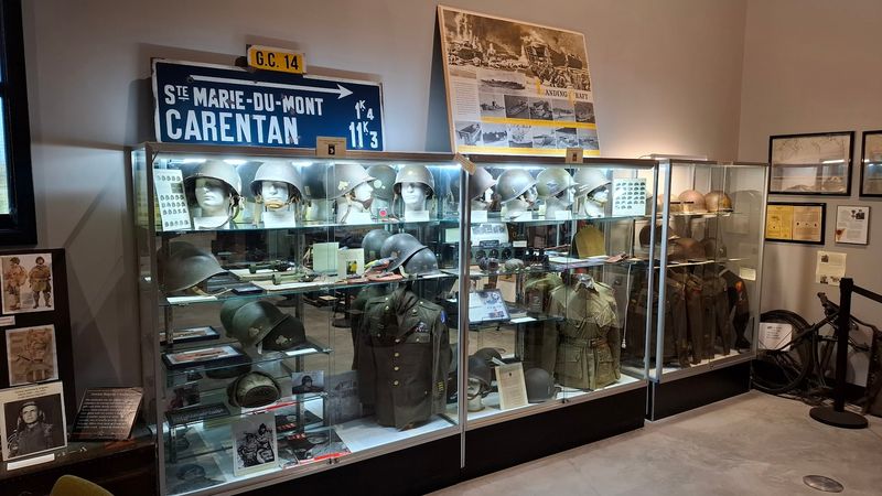 Normandy Up Close: Dioramas That Drop You Into D-Day Normandy Up Close: Dioramas That Drop You Into D-Day