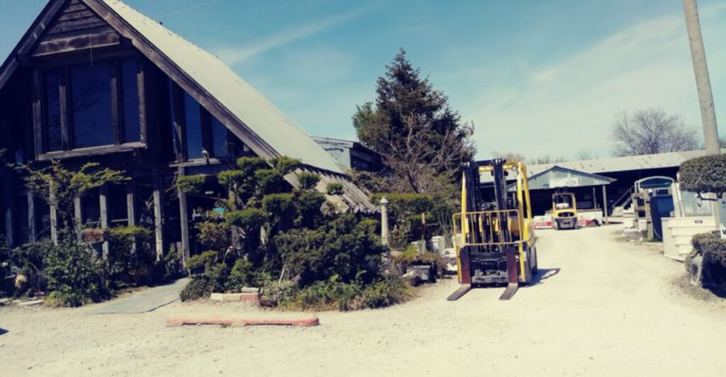 Oklahoma Architectural Salvage Yard Offers a Gold Mine of Vintage Materials for Home Projects