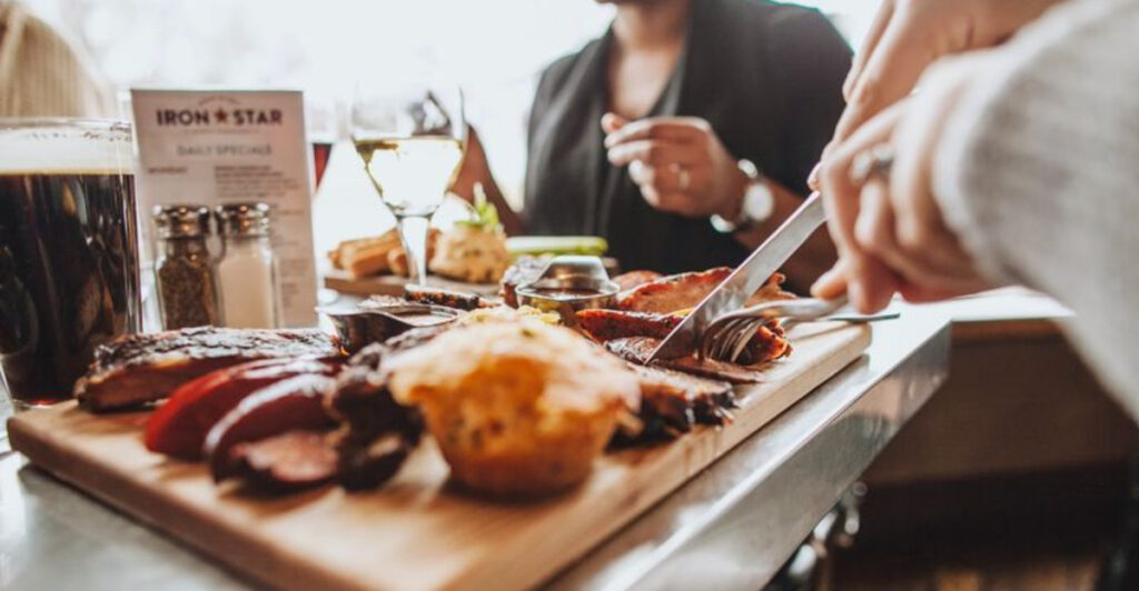 Oklahoma BBQ Restaurant Known for Smoked Brisket and Southern Flavors Remains a Local Favorite