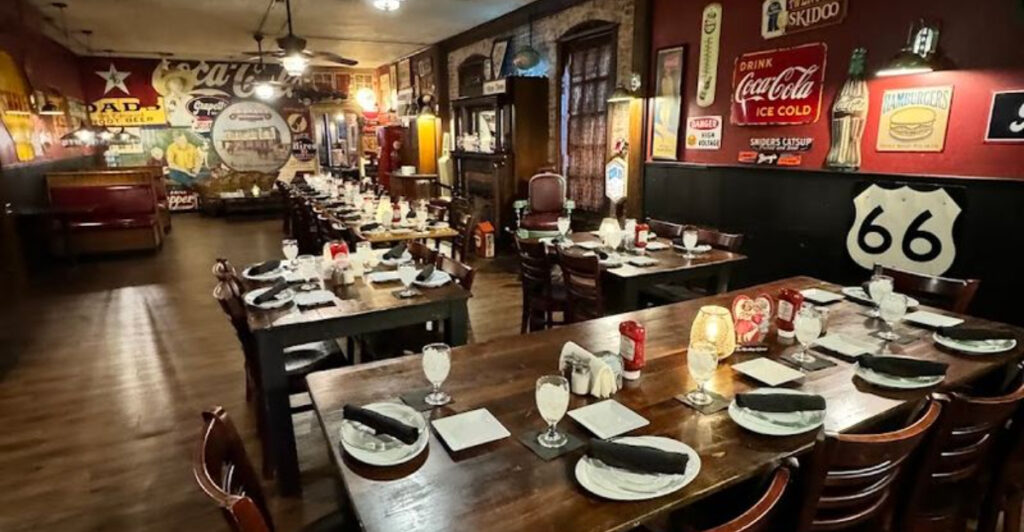 Oklahoma Dining Landmark Famous for Award-Winning Salad Bar and Chicken Fried Steak Draws Loyal Fans