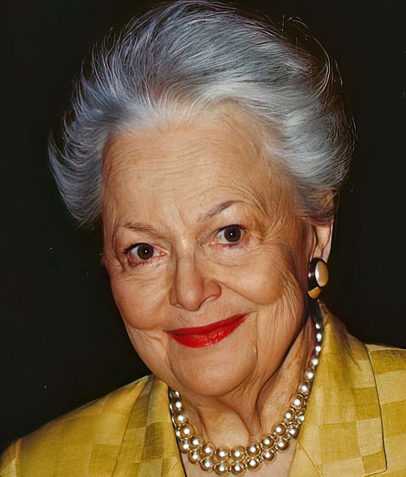 Olivia de Havilland (1916-2020) Olivia de Havilland (1916-2020)