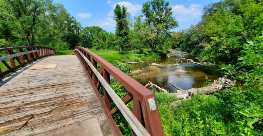 One of Minnesota’s Largest Native Prairies Is Waiting at Buffalo River State Park
