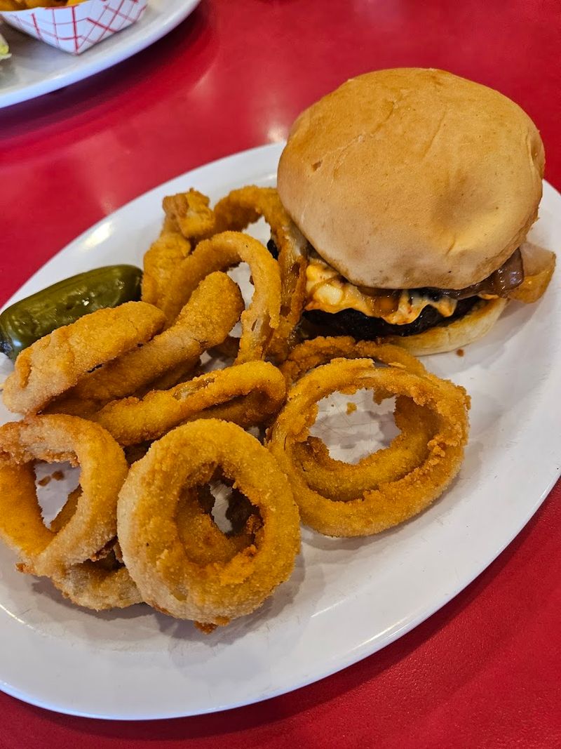 Onion Rings That Earn Their Own Mention