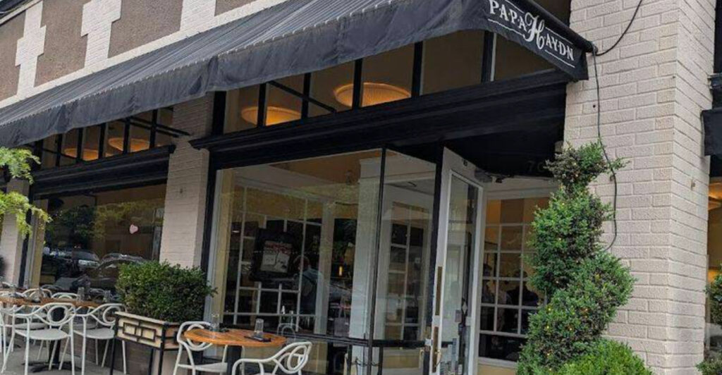 Oregon Dessert Icon Known for Its Famous Boccone Dolce Keeps Fans Coming Back for More