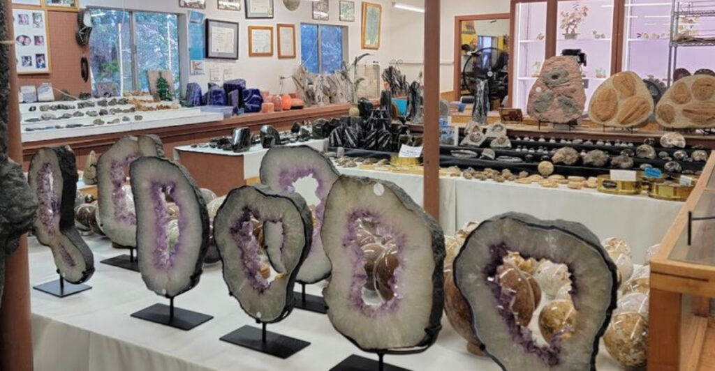 Oregon Ranch Is Home to the World’s Most Famous Thundereggs