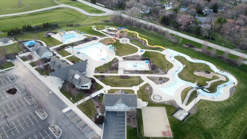 Otter Cove Aquatic Park — St. Charles, Illinois