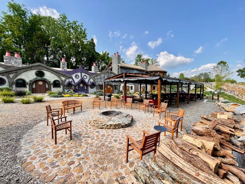 Outdoor Spaces Built For Lingering Outdoor Spaces Built For Lingering