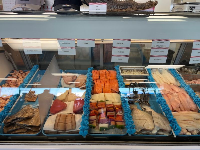 Oysters and Coastal Seafood Far From the Coast Oysters and Coastal Seafood Far From the Coast