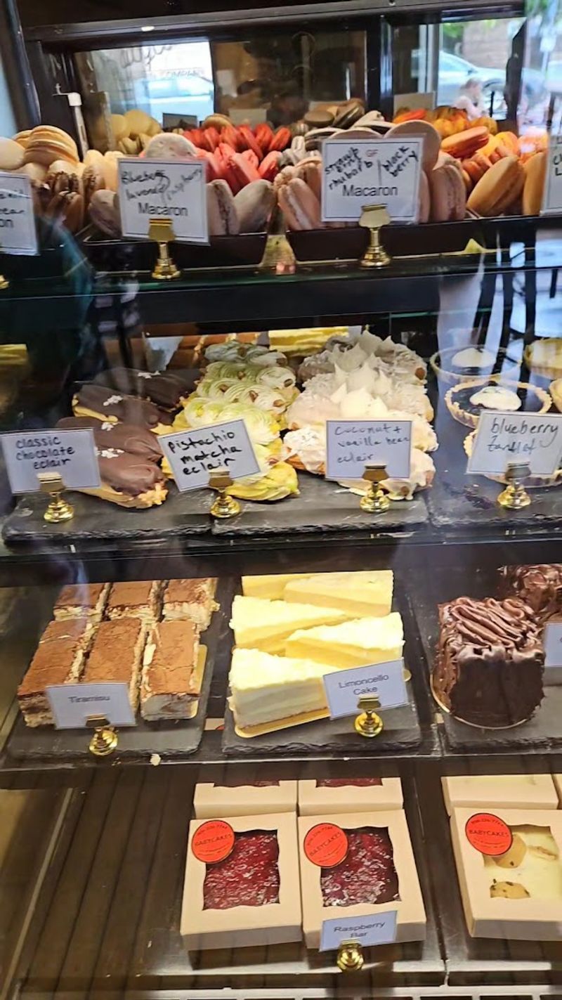 Pastries and Sweets That Are Worth Every Calorie Pastries and Sweets That Are Worth Every Calorie