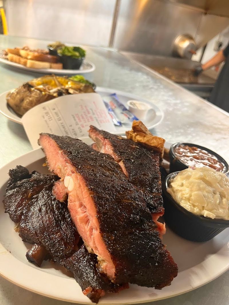 Penguin Ed's Bar-B-Que, Fayetteville, Arkansas