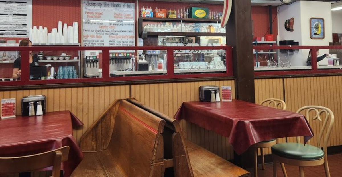 People Are Driving Across Ohio Just to Visit This Charming Vintage Soda Fountain