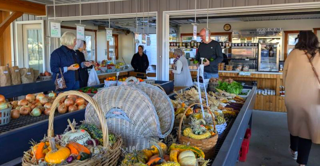 People Drive for Hours to Shop at These Beloved Pennsylvania Amish Markets