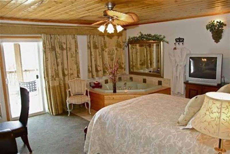 Perfect for Anniversaries, Honeymoons, and Romantic Getaways