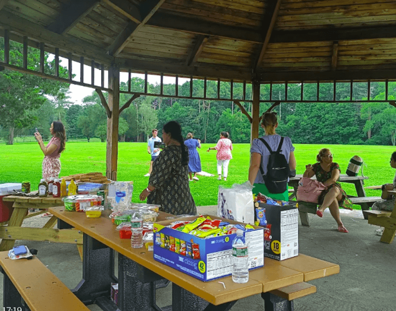 Picnic Areas And Rentable Spaces Picnic Areas And Rentable Spaces