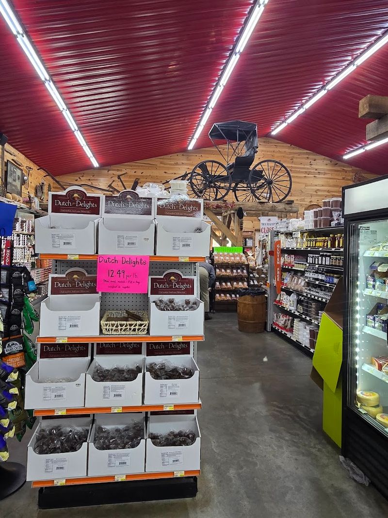Planning Your Stop at Overholt's