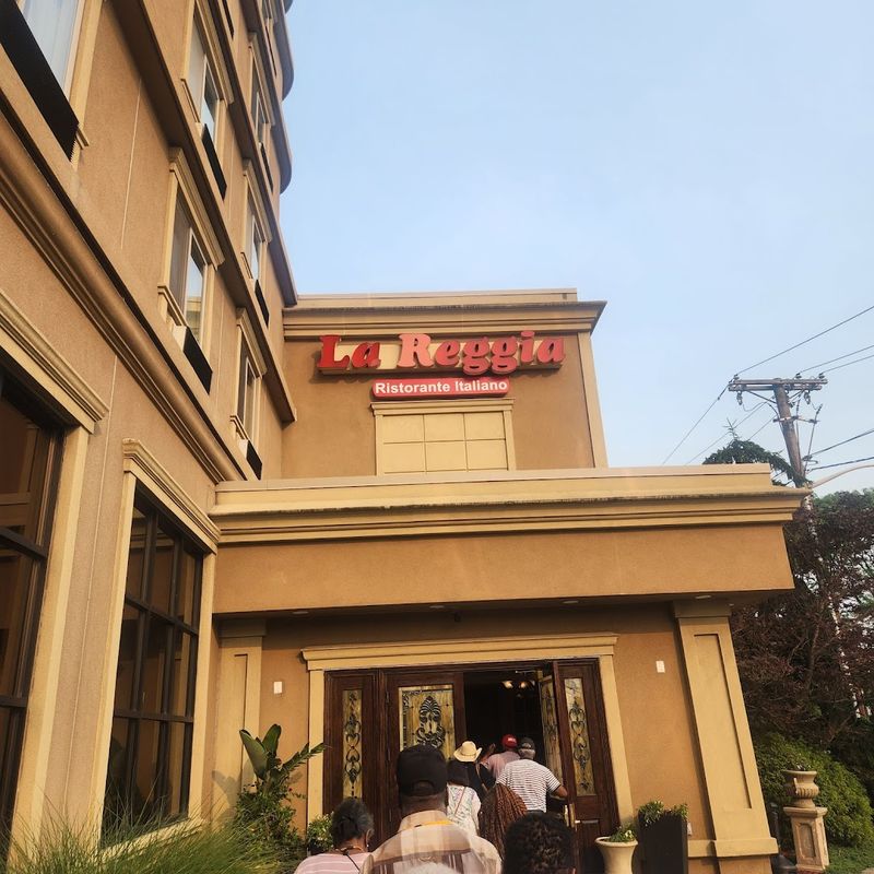Planning Your Visit to La Reggia Planning Your Visit to La Reggia