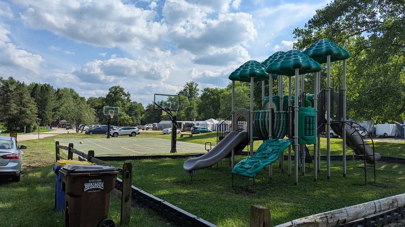 Playgrounds, Courts, and Family-Friendly Extras Playgrounds, Courts, and Family-Friendly Extras