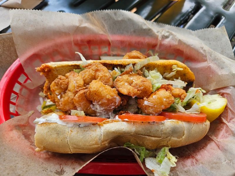 Po'Boys Done Right in the Midwest Po'Boys Done Right in the Midwest
