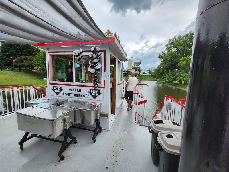 Popcorn, Ducks, and the Snack Bar That Steals the Show Popcorn, Ducks, and the Snack Bar That Steals the Show